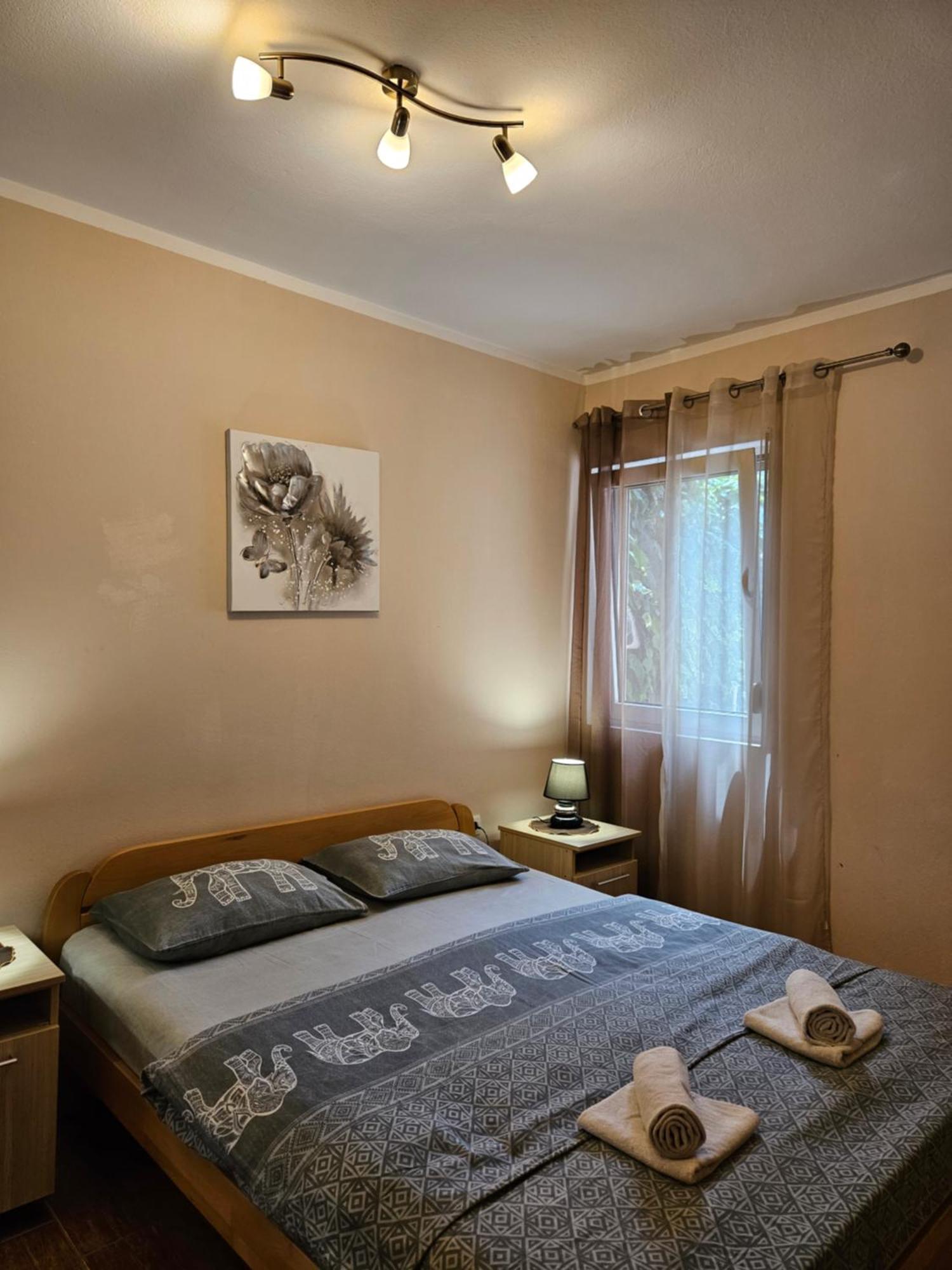 Apartment Aleksandar Kotor Zewnętrze zdjęcie