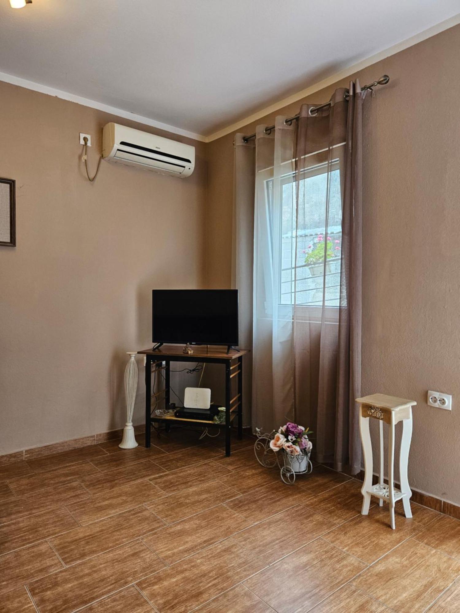 Apartment Aleksandar Kotor Zewnętrze zdjęcie
